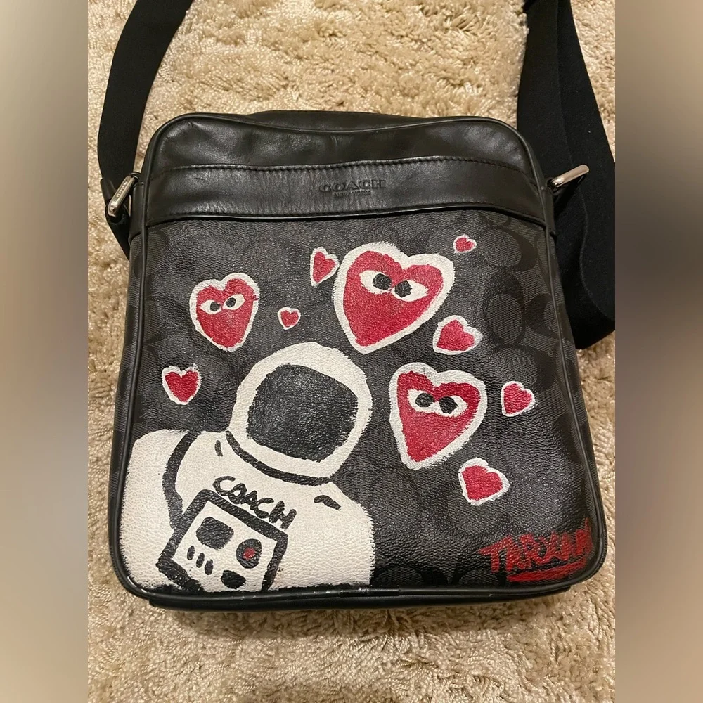 Coach Shoulder Bag - Black Red White - Y2k Shoulder Pouch - Unisex Carry-On Bag - Picture 3 of 7